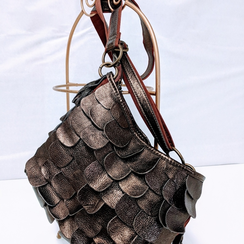 Beautiul new Leather purse